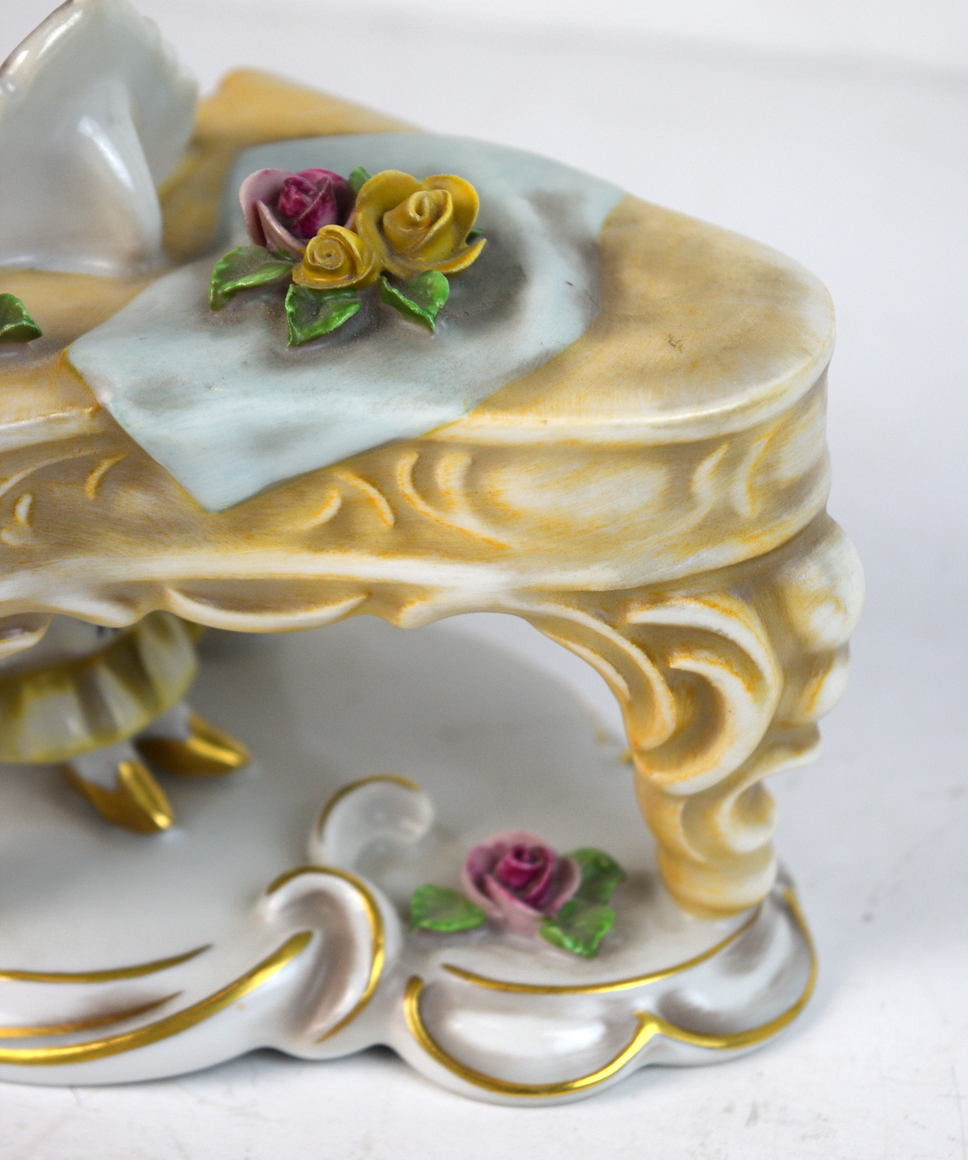 Gerold Porzellan Figurine