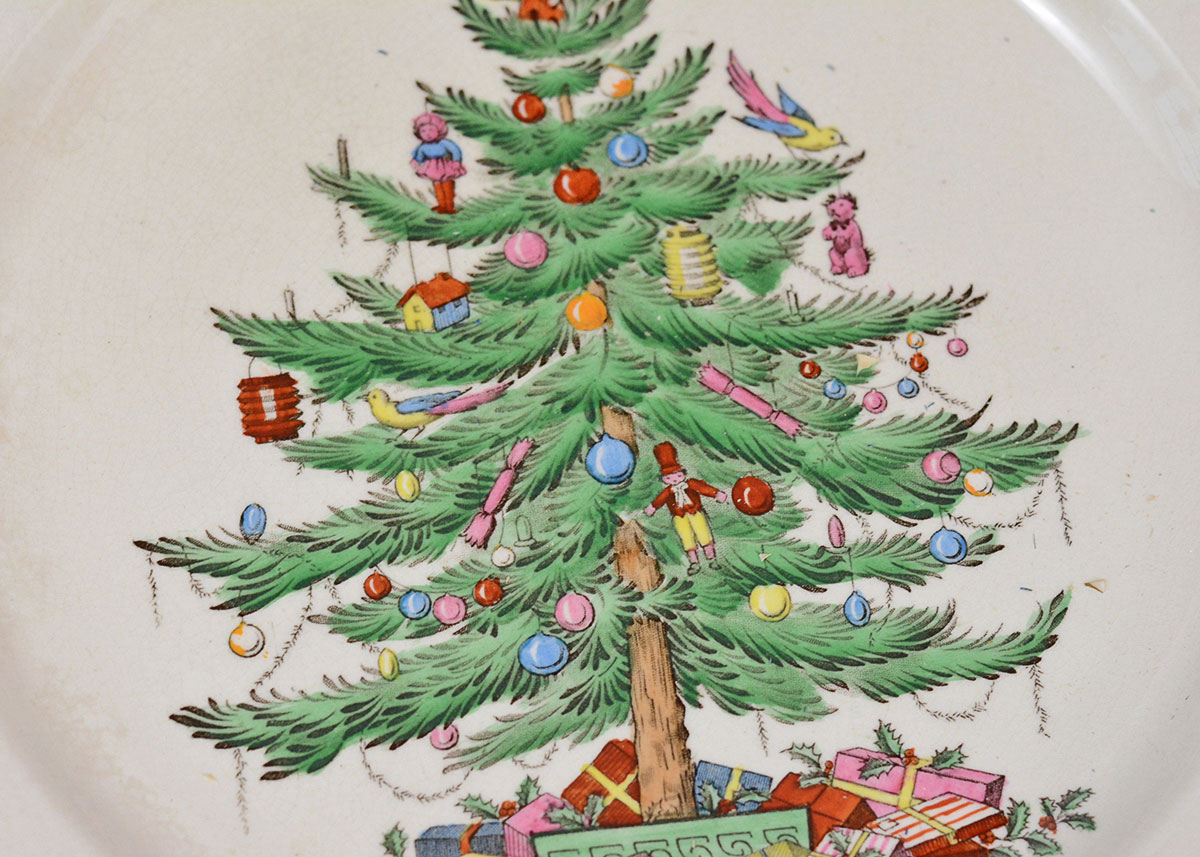 China and Spode Green, Blue, and White Dishes