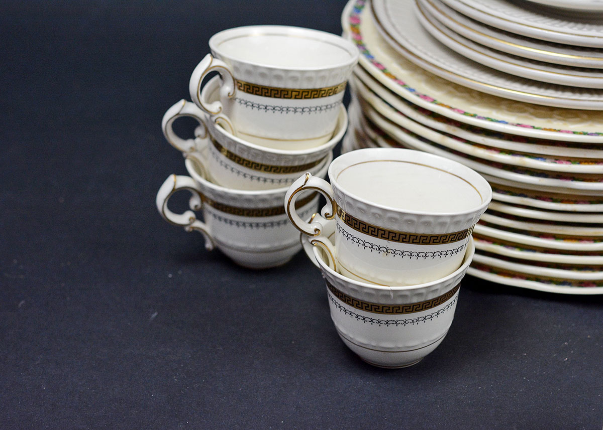 China Dish Assortment