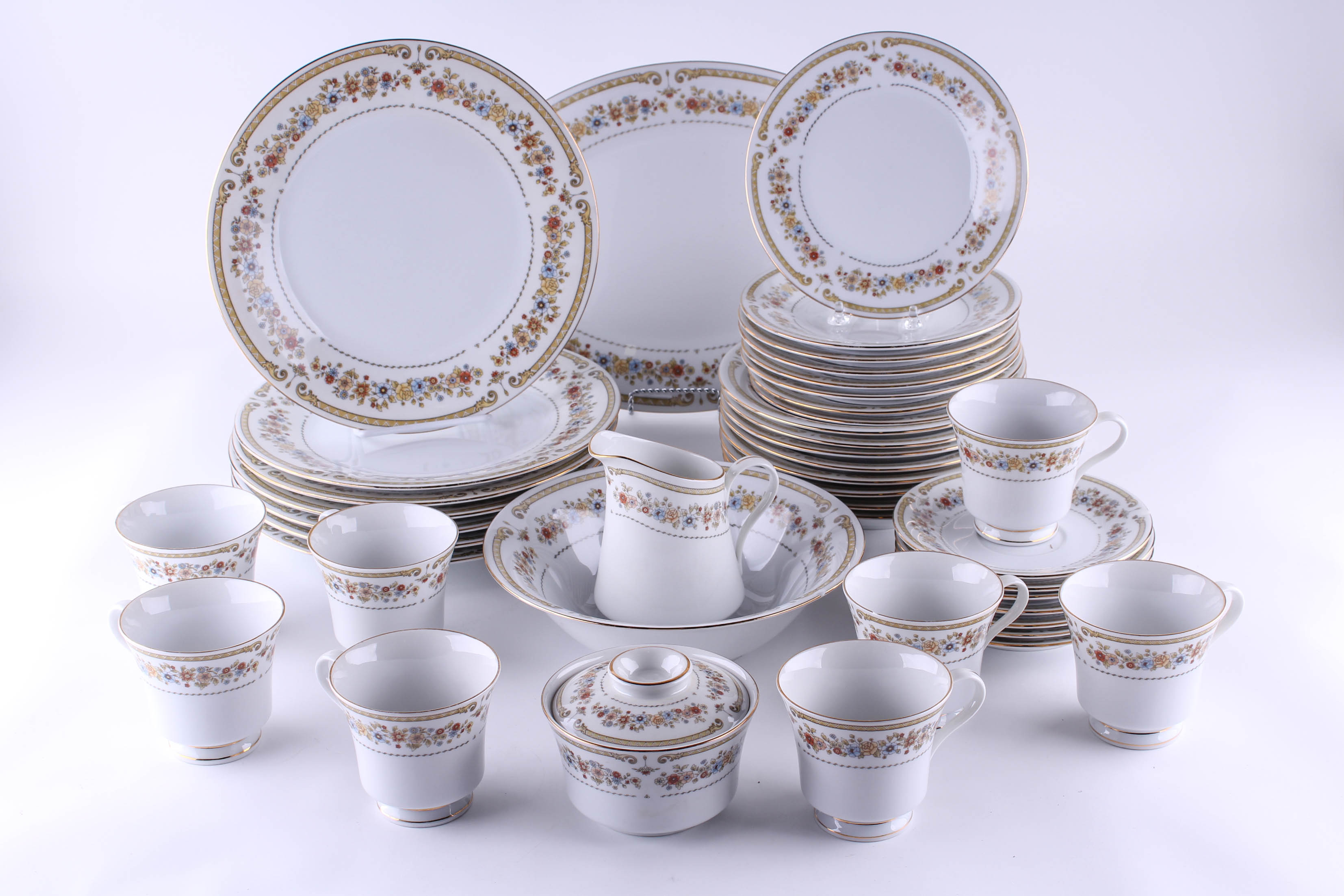 Liling China Set
