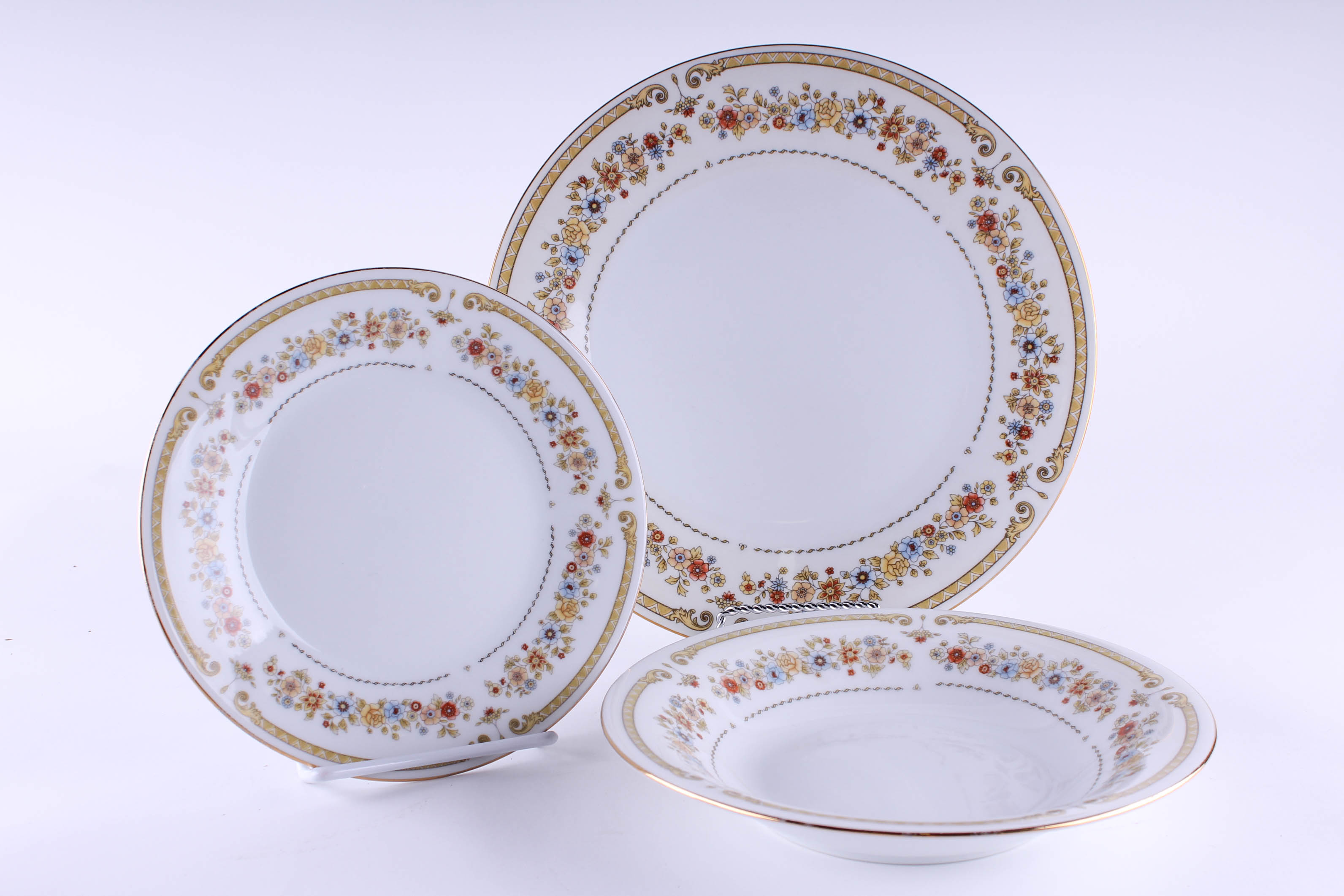 Liling China Set