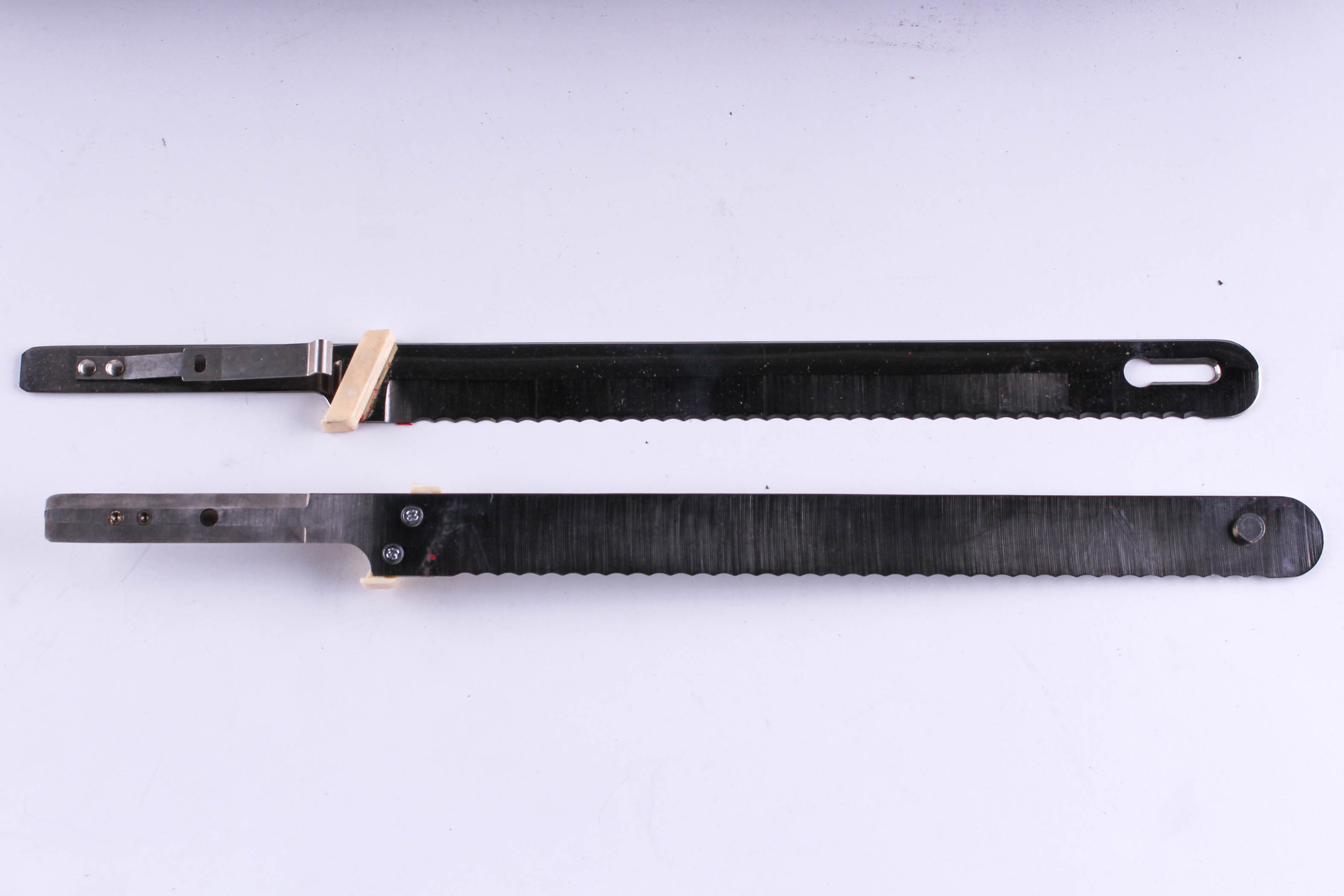 Vintage Riviera's Electric Carving Knife