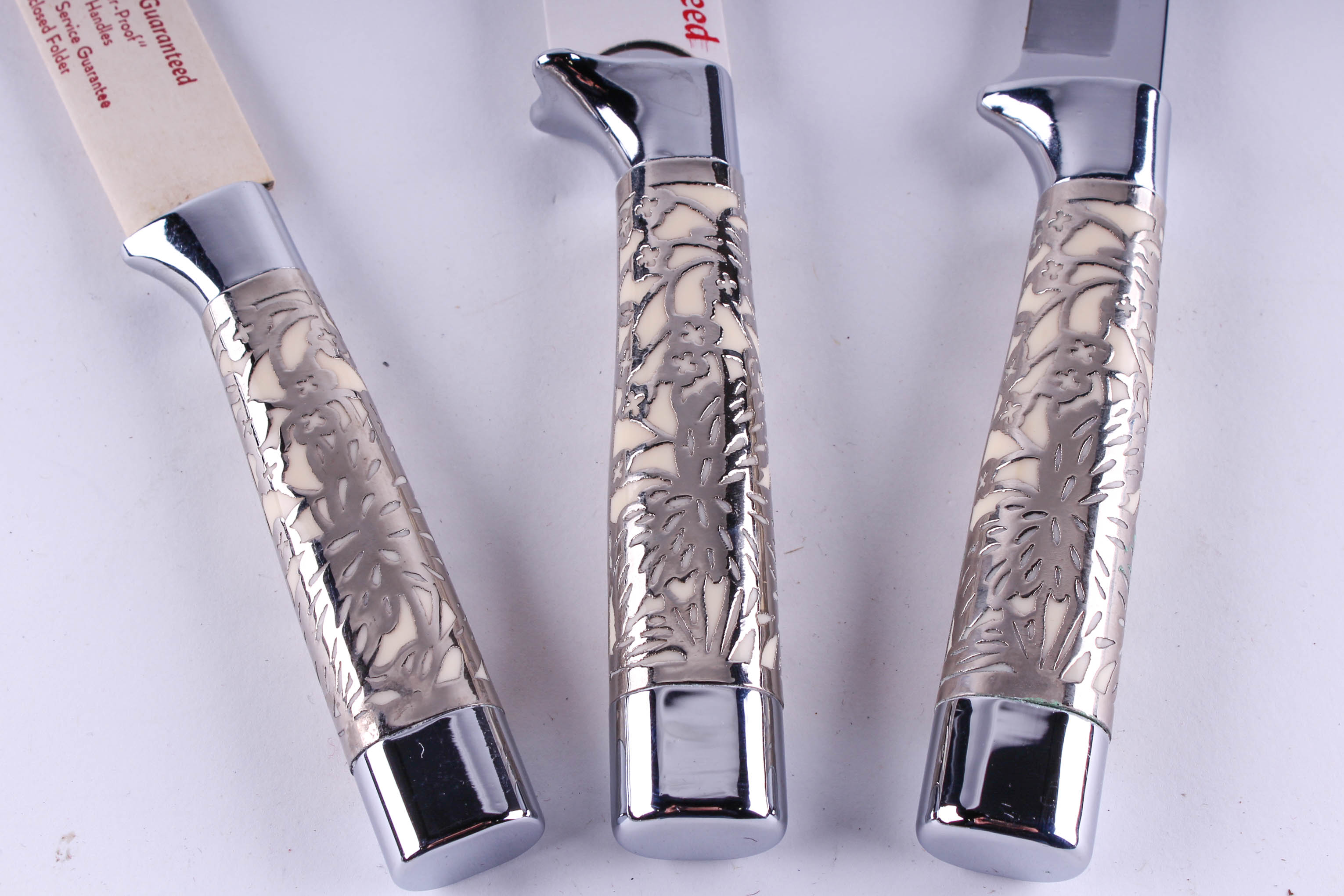 Carvel Hall Classic Carving and Steak Knife Set