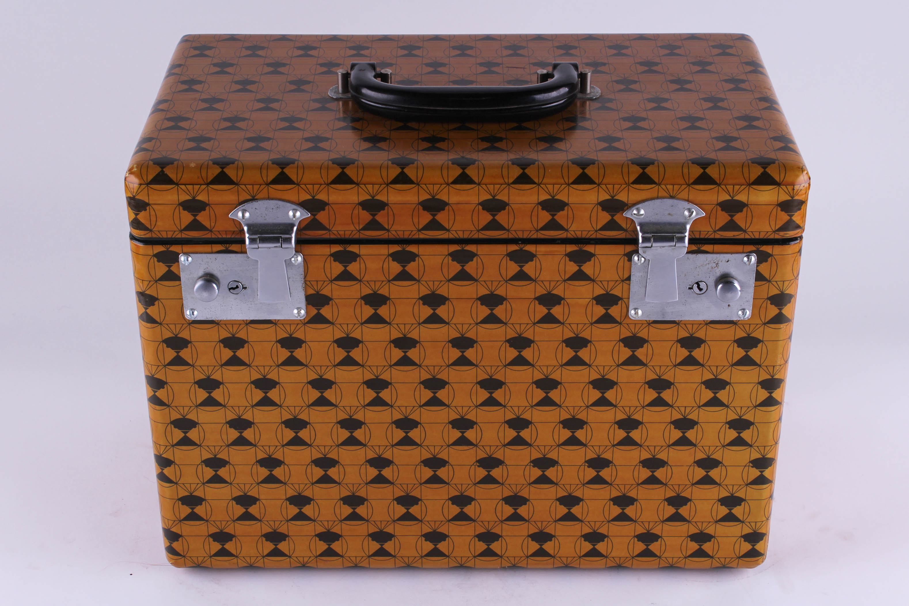 Vintage Singer "Featherweight" Sewing Machine Model 221 with Case