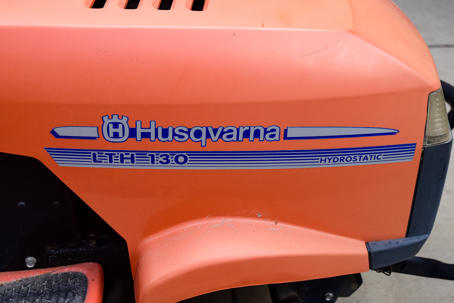 Husquarna LTH 130 Hydrostatic Automatic Riding Lawn Mower