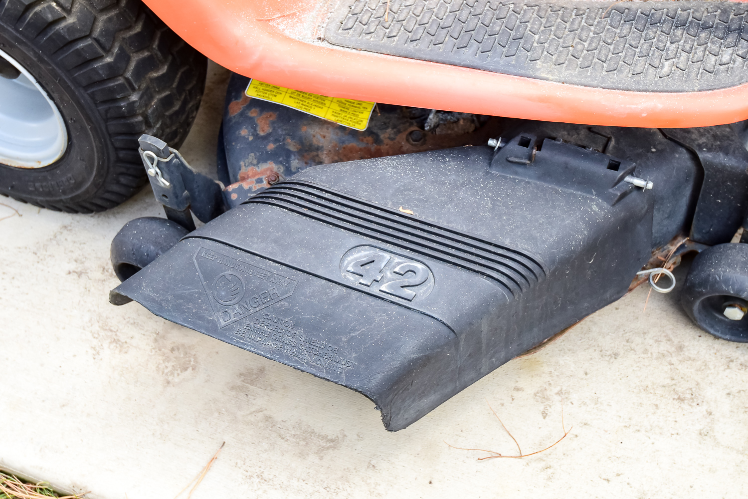 Husquarna LTH 130 Hydrostatic Automatic Riding Lawn Mower