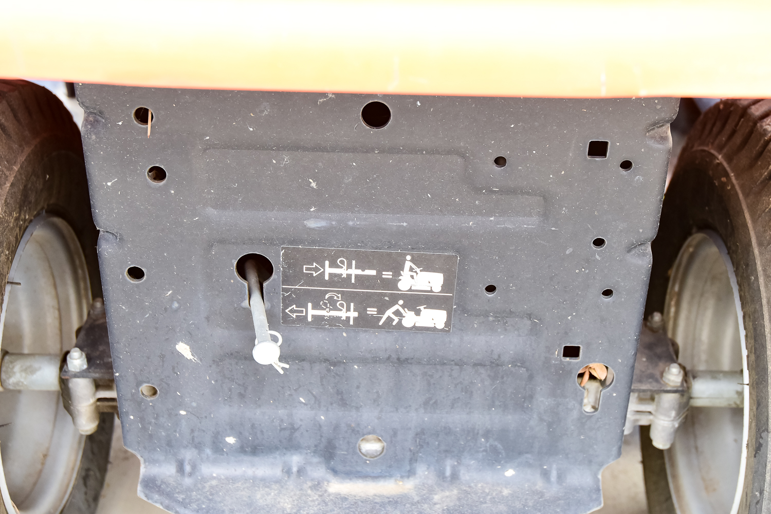 Husquarna LTH 130 Hydrostatic Automatic Riding Lawn Mower