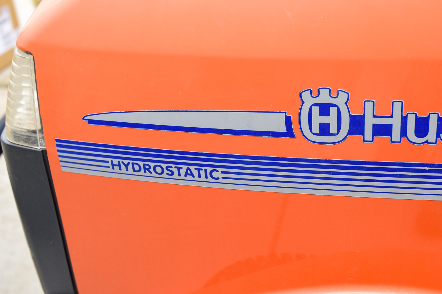 Husquarna LTH 130 Hydrostatic Automatic Riding Lawn Mower