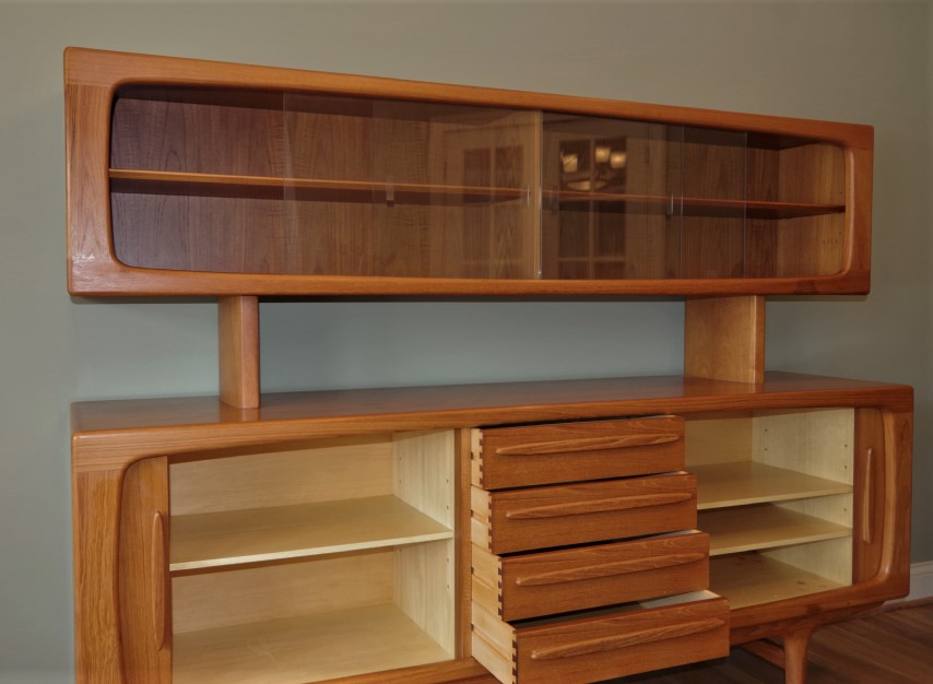 Mid Century Danish Modern Teak Credenza with Floating Hutch