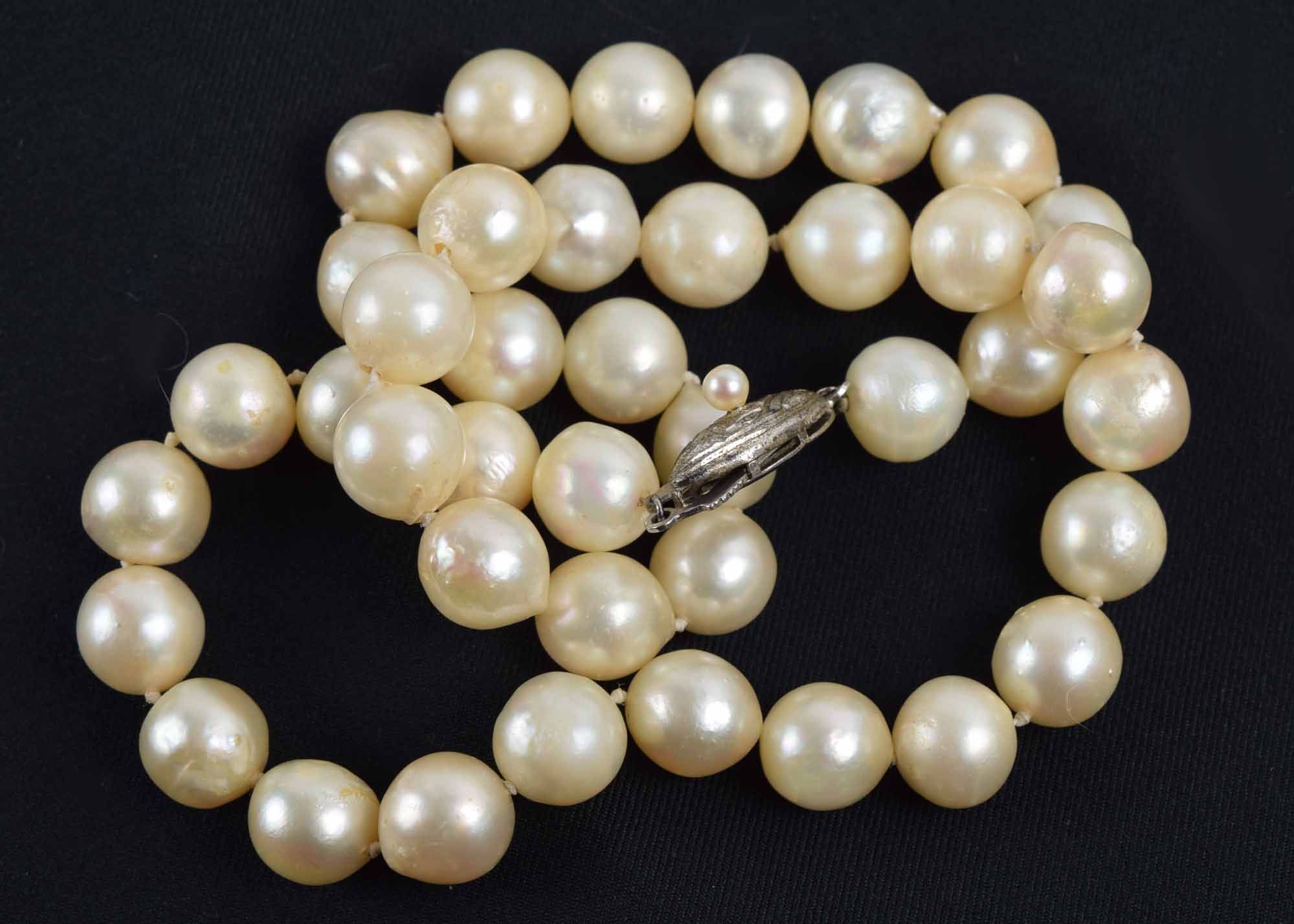 Vintage Pearl Necklace