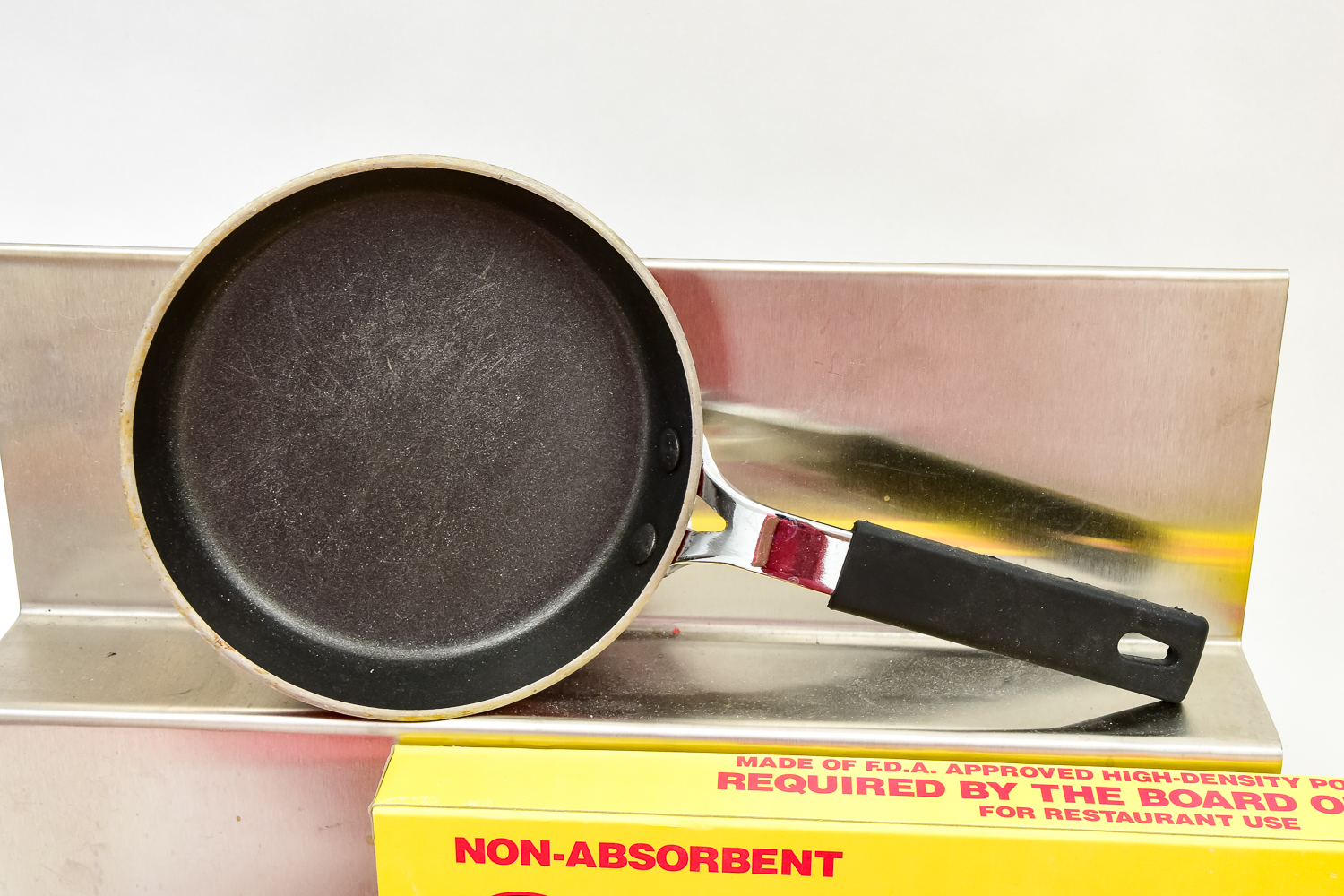 Assorted Kitchenalia