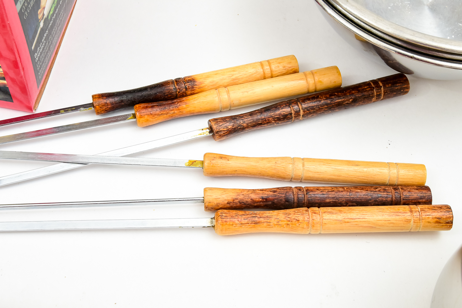 Assorted Kitchenalia