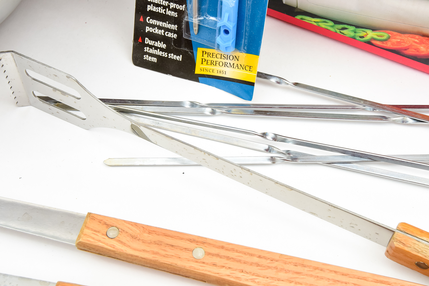 Assorted Kitchenalia