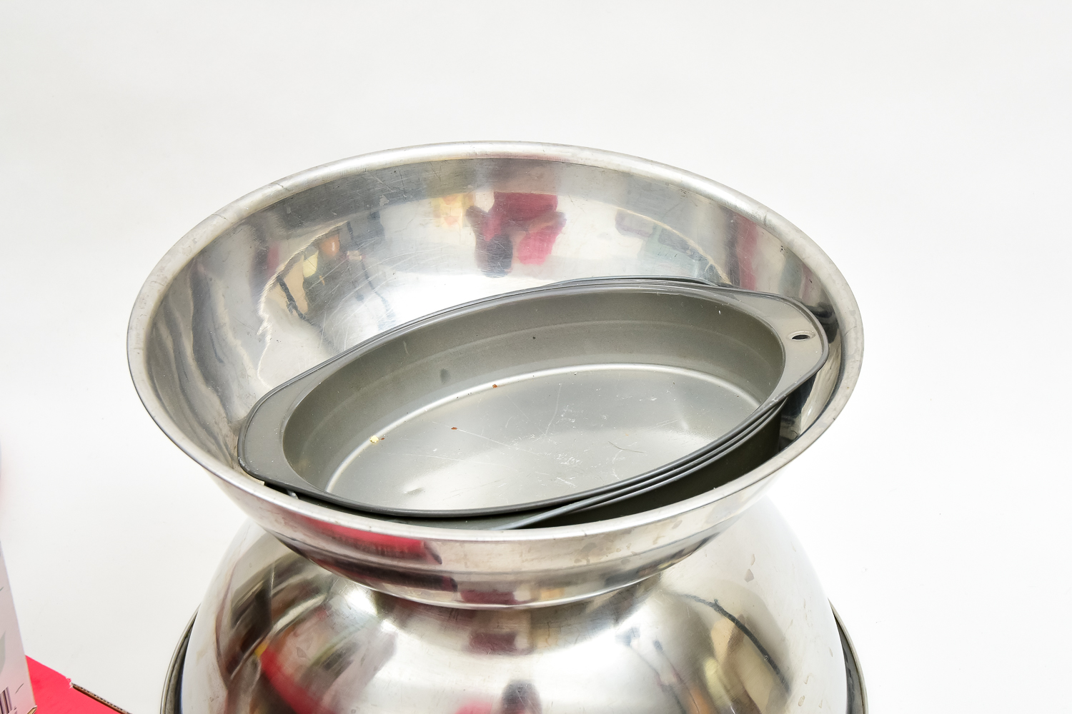 Assorted Kitchenalia