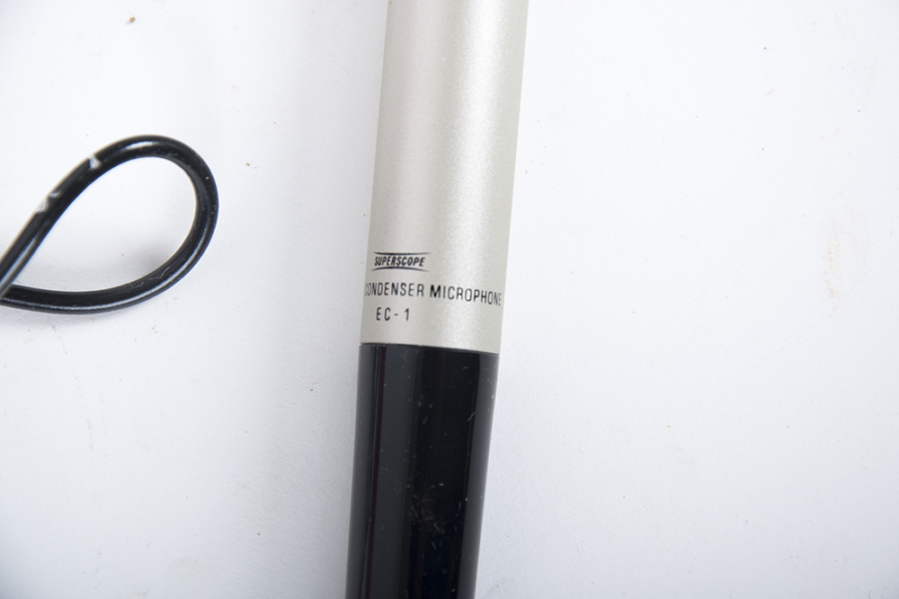 Vintage Realistic "Nova Pro" Headphones