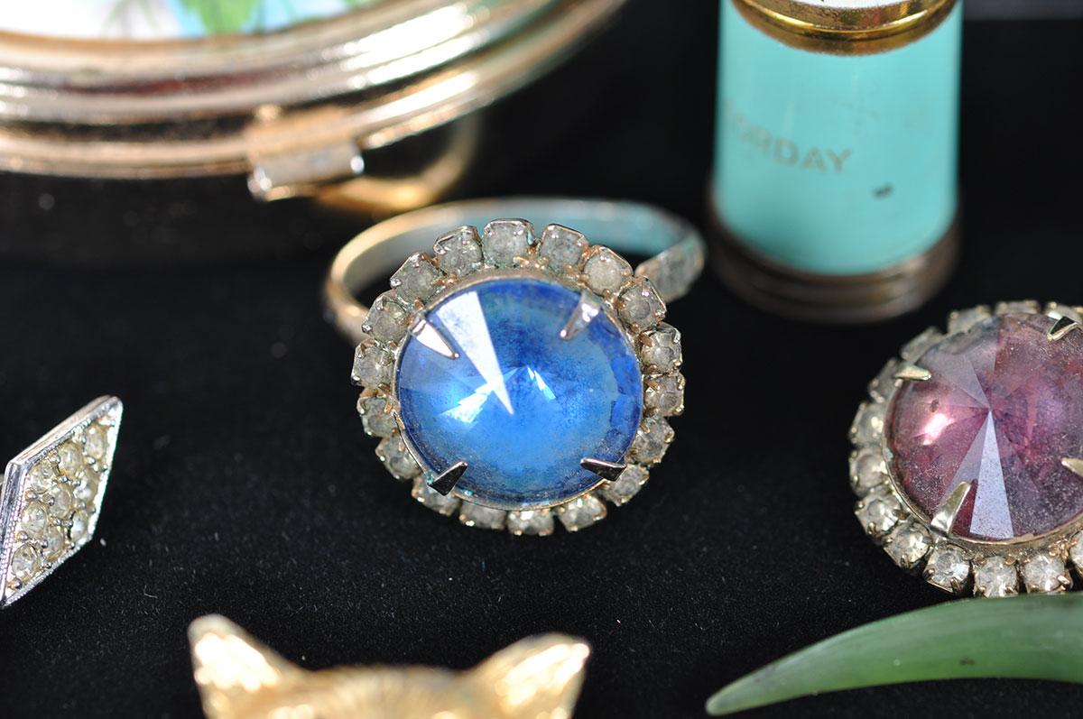Collection of Vintage Jewelry and Pieces