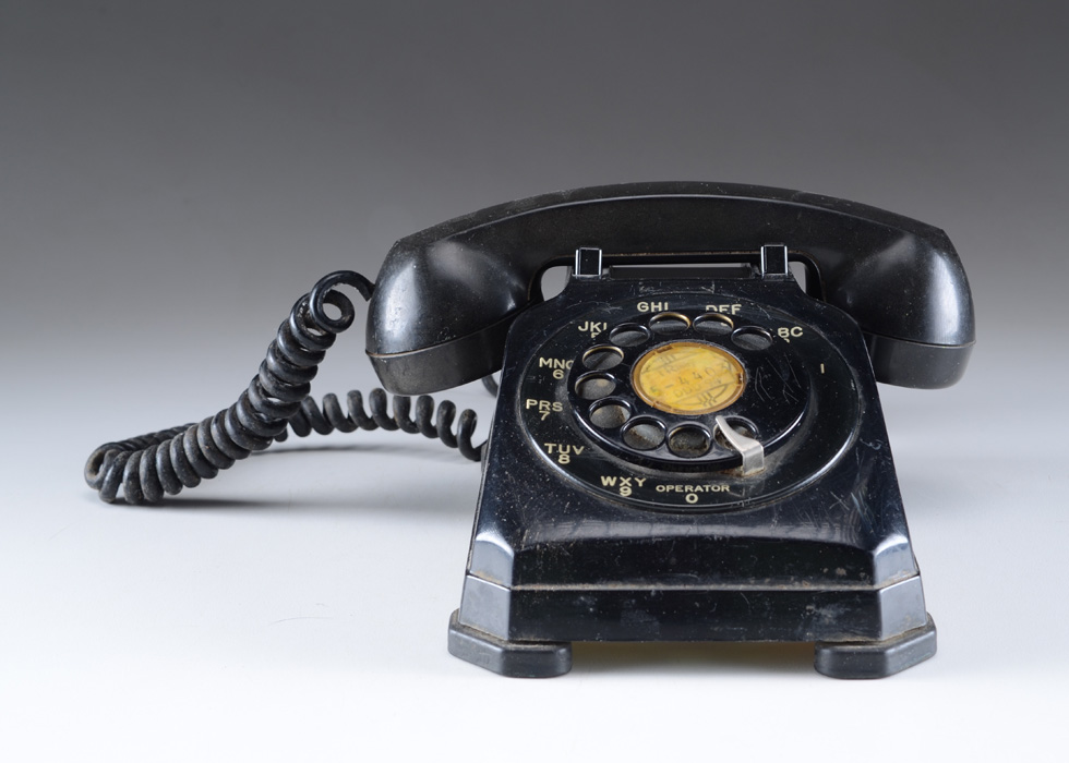 Vintage Stromberg-Carlson Rotary Cradle Telephone