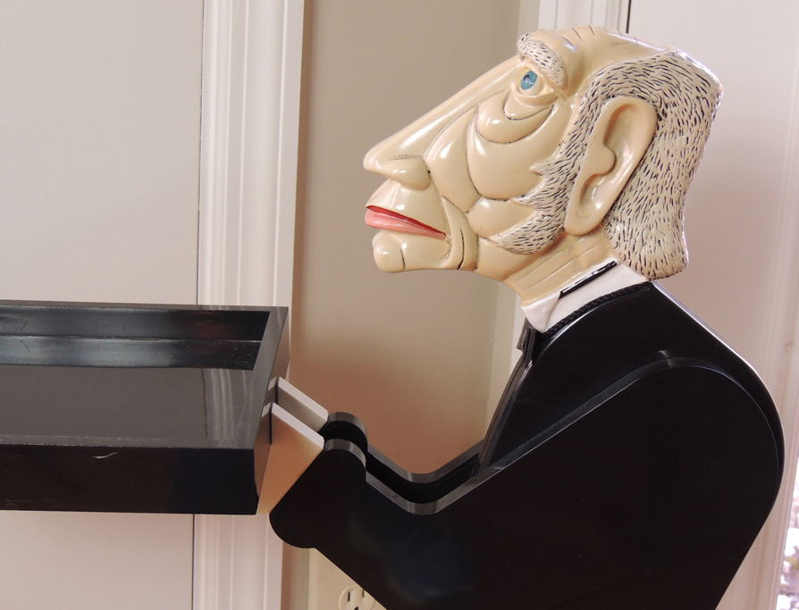 Bombay Company James the Butler Stand