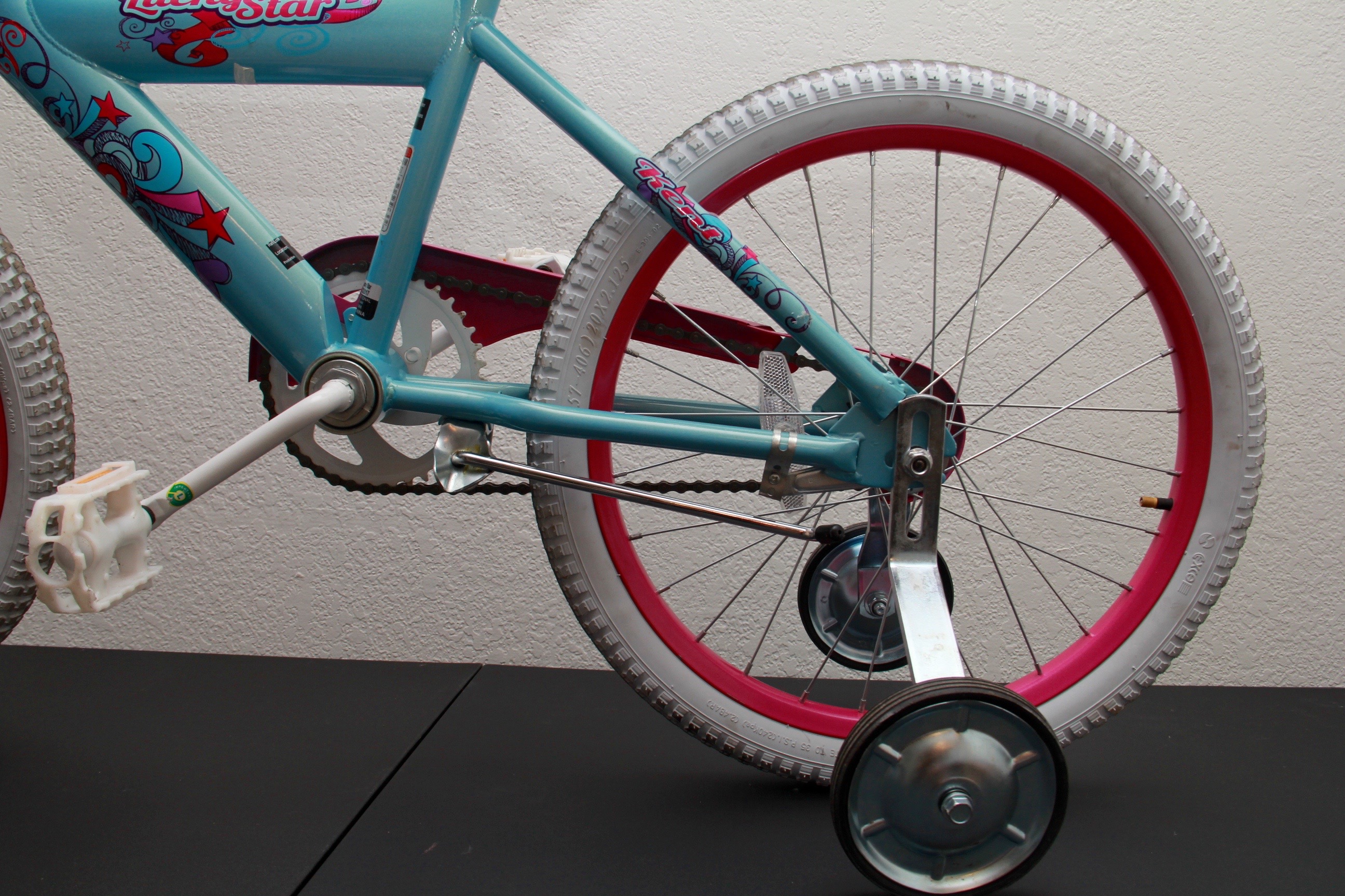 Childs 20" Kent Lucky Star Bicycle