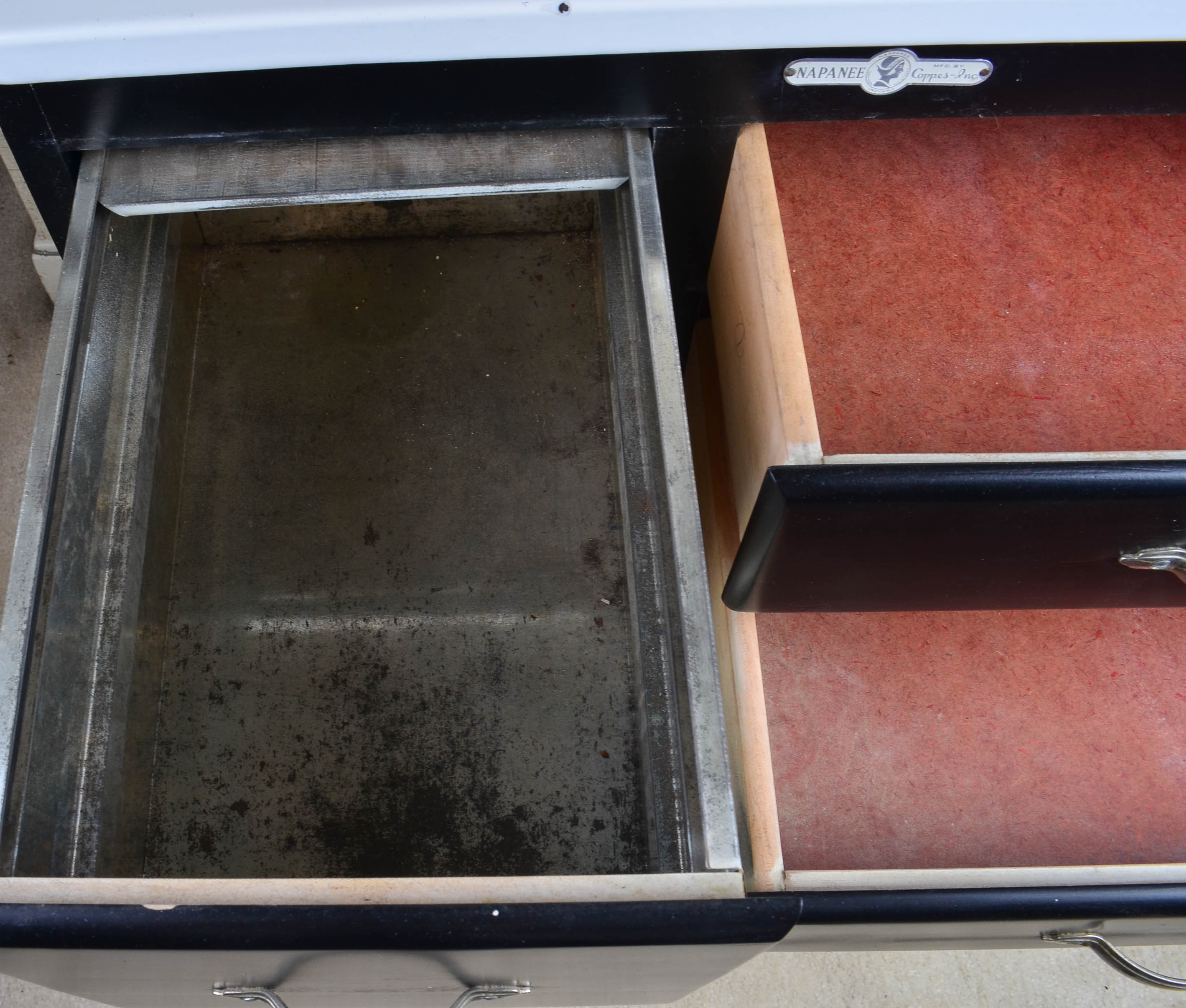 Vintage Coppes Inc. Napanee Kitchen Cabinet with Enamel Top