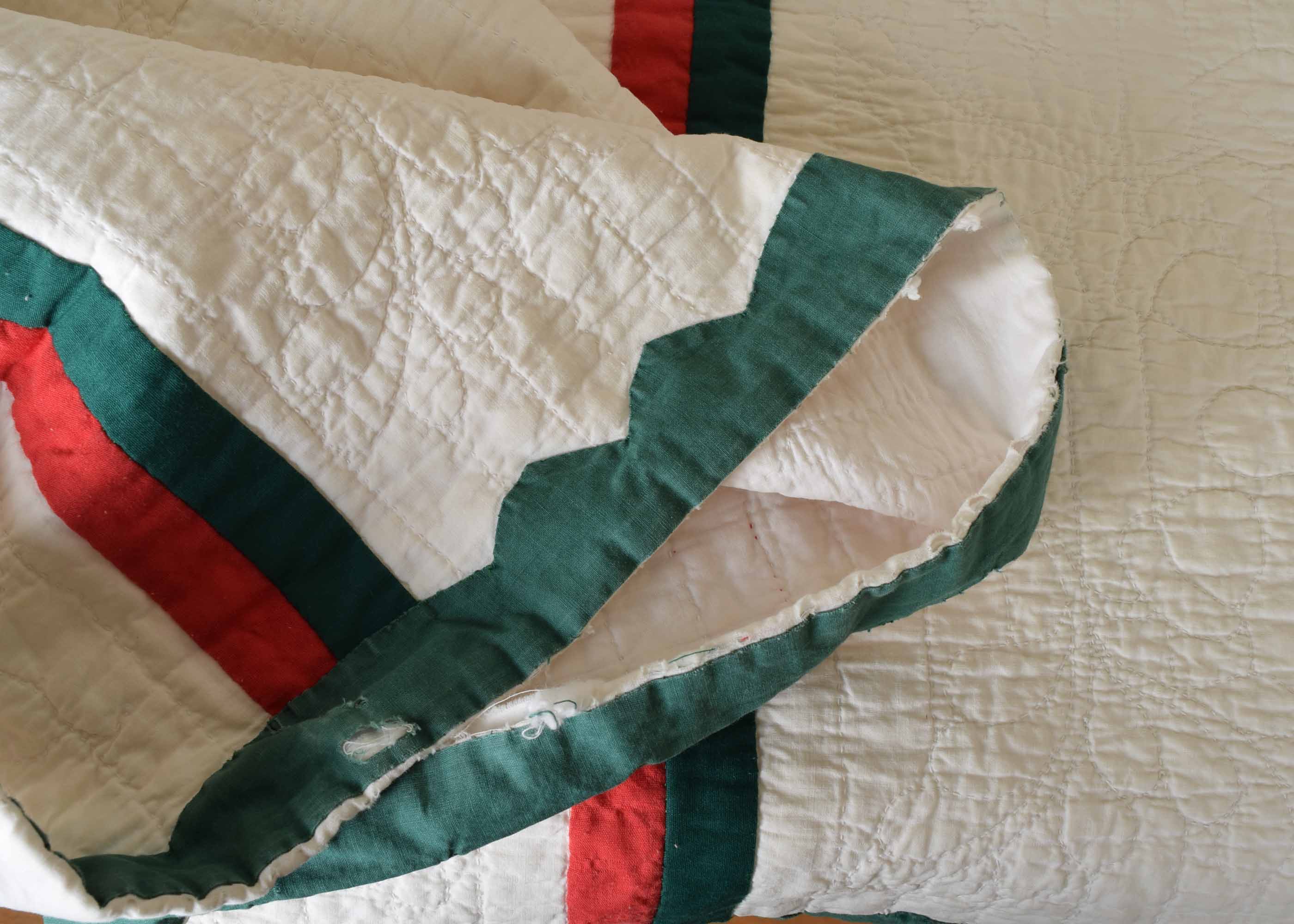 Acorn Design Quilt