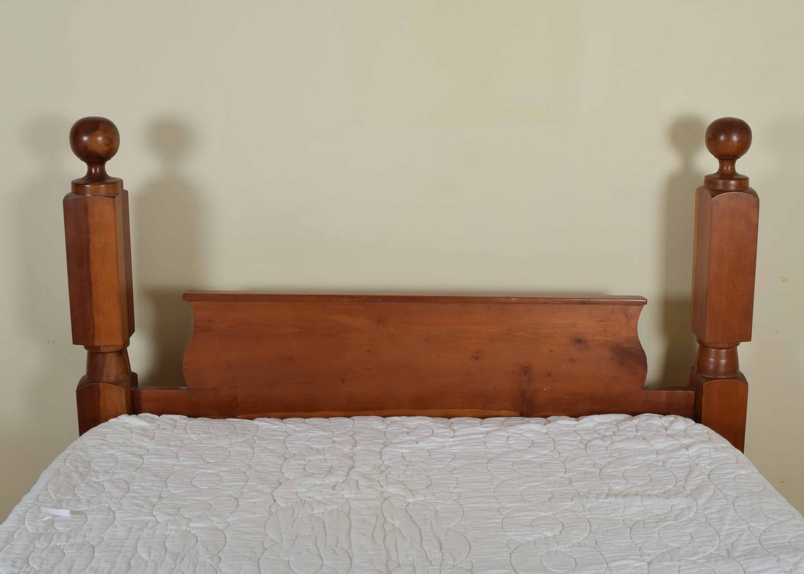 Cherry Cannonball Full Size Four Poster Bed