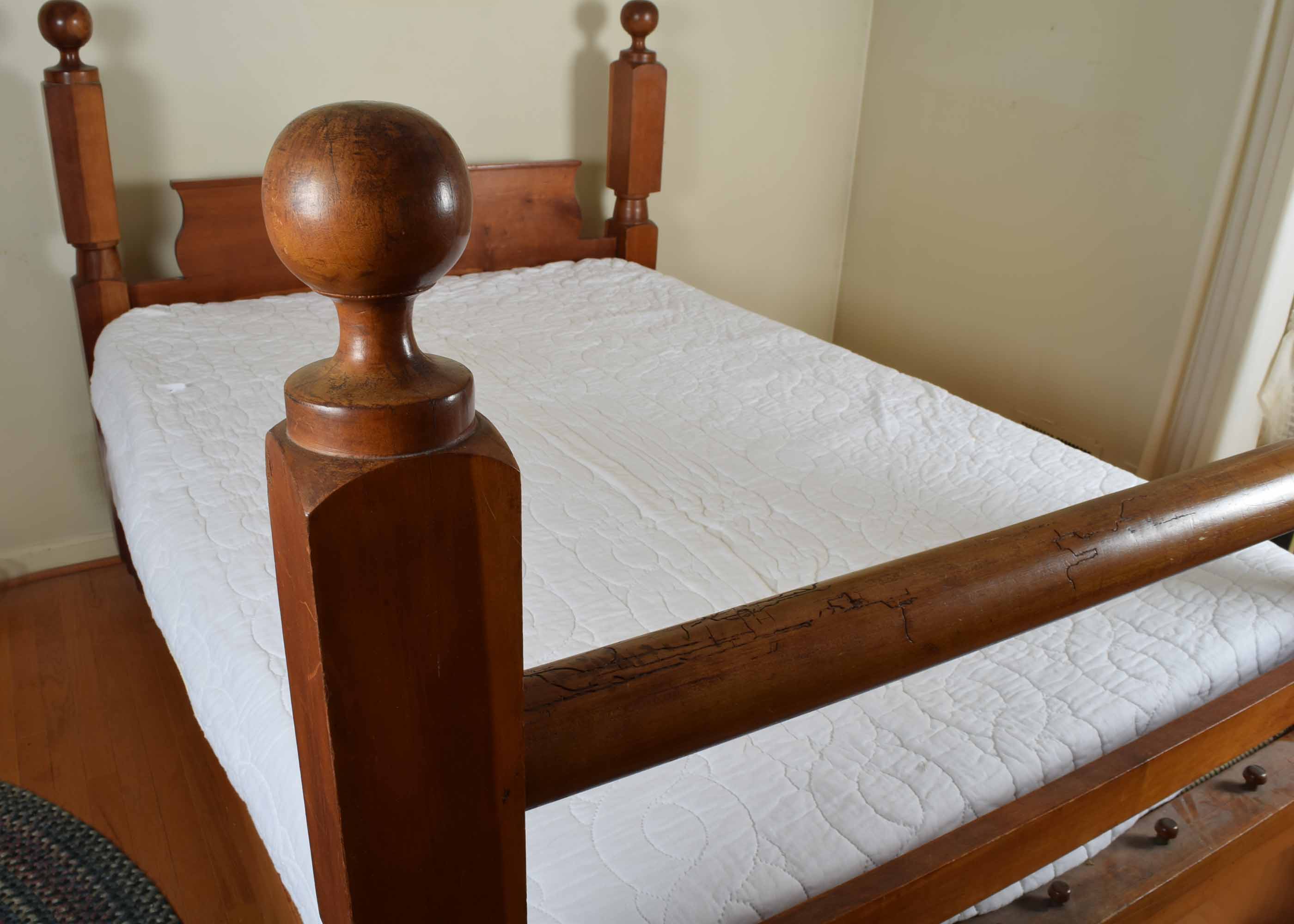 Cherry Cannonball Full Size Four Poster Bed