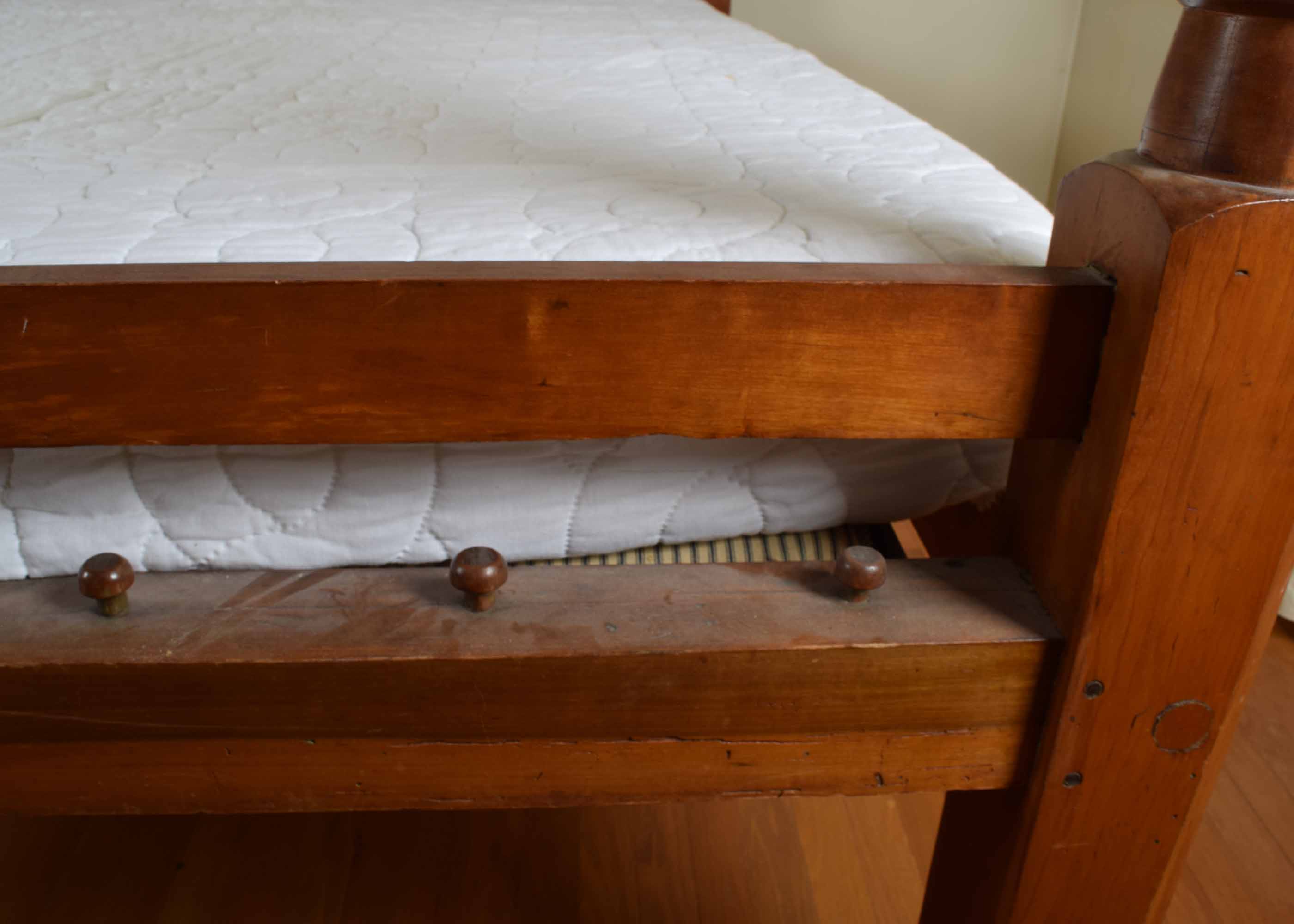 Cherry Cannonball Full Size Four Poster Bed