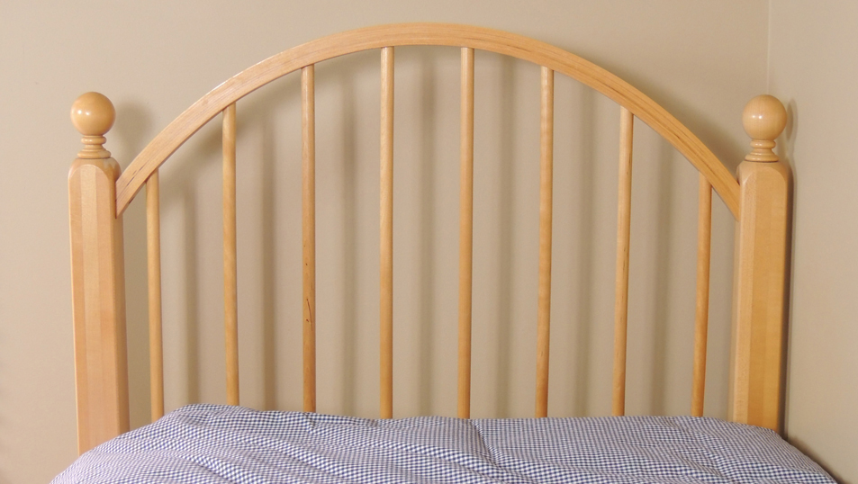 Simmons Little Folks Maple Twin Bed Frame