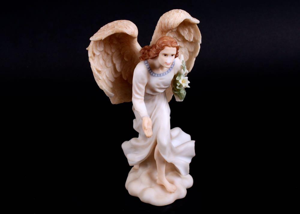 Seraphim Classics Birth of Jesus Angel Figurines