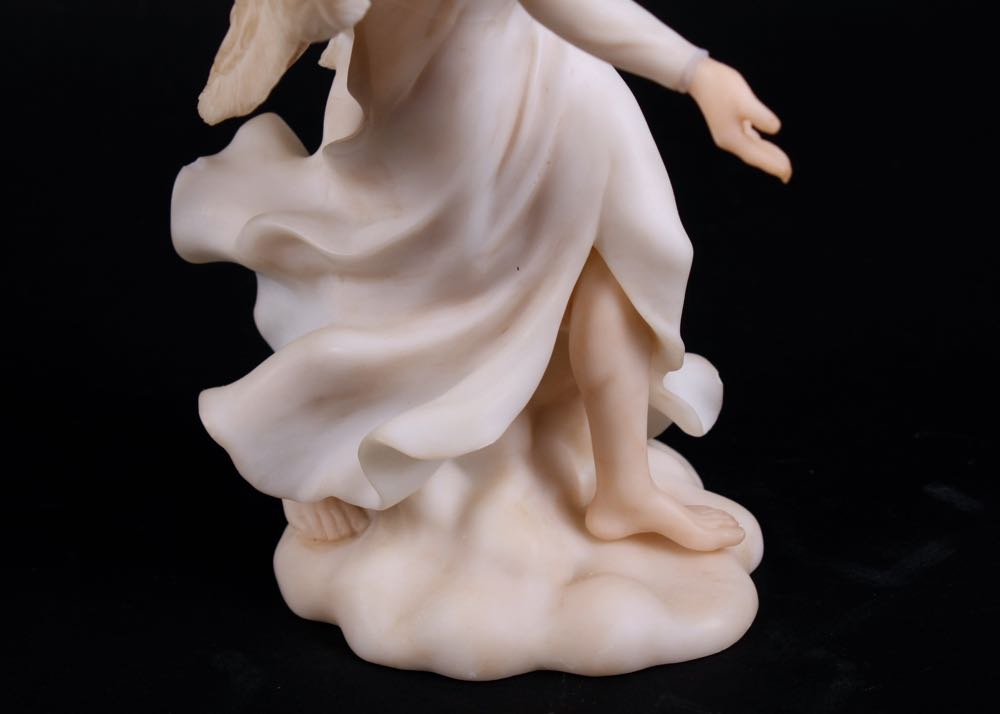 Seraphim Classics Birth of Jesus Angel Figurines