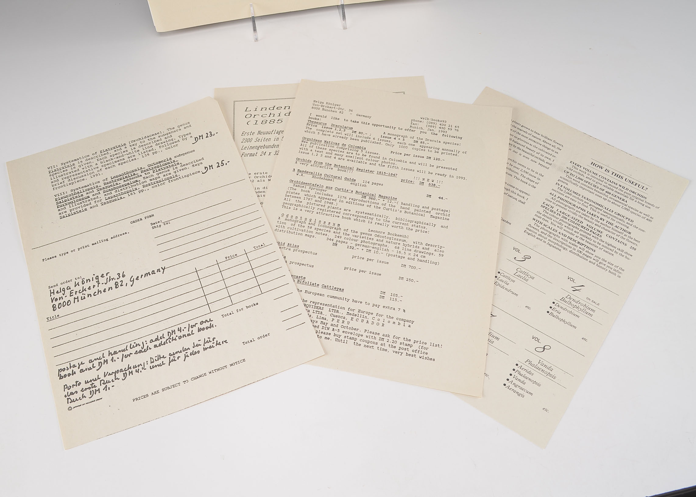 1992 A Monograph of the Genus Masdevall