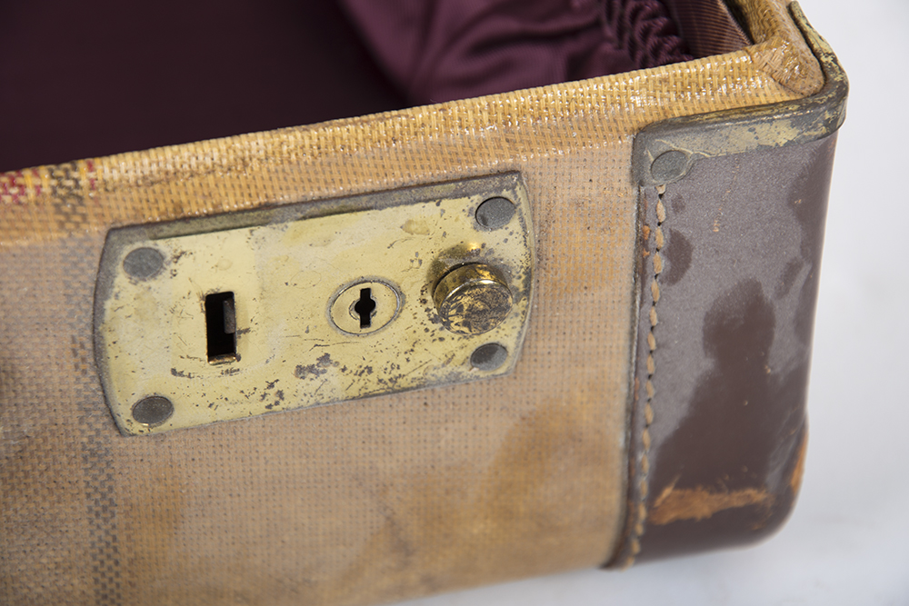 Vintage Cari Lite Suitcase