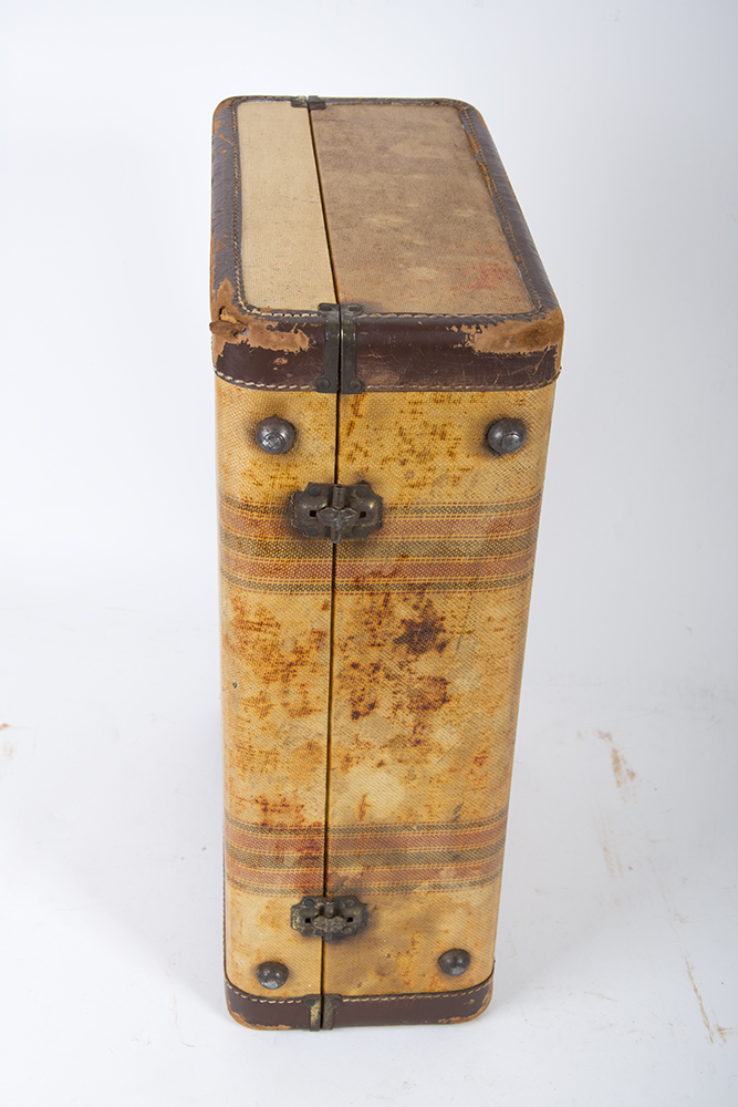 Vintage Cari Lite Suitcase