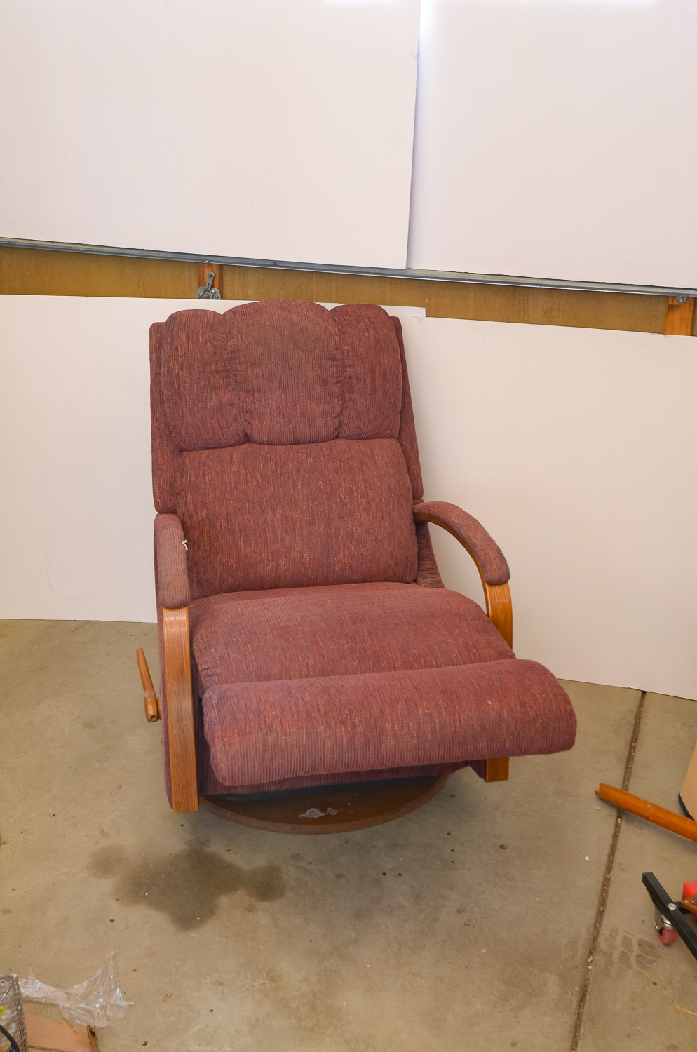 La-Z-Boy Swivel Glider Armchair