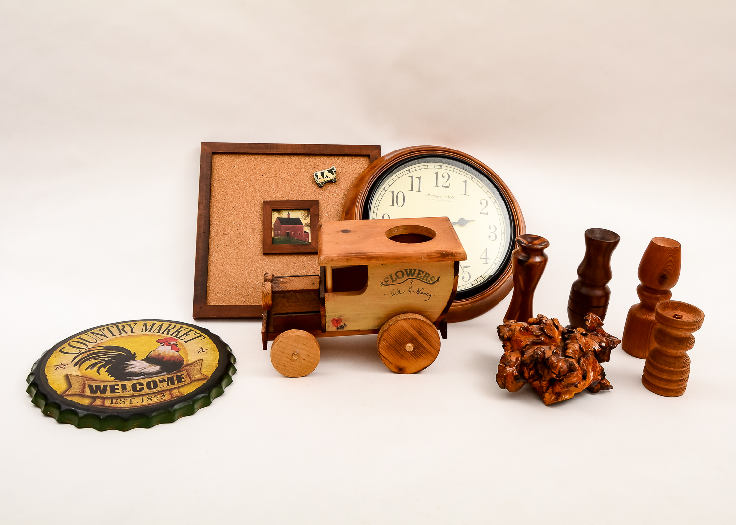 Collection of Country Themed Decor