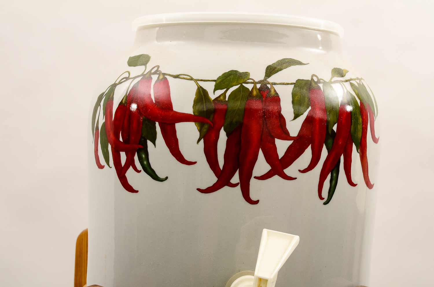 Ceramic Beverage Dispenser with Stand