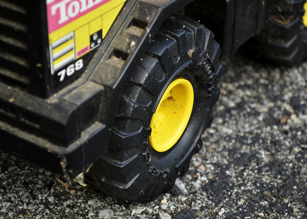 Tonka Mighty 768 Dump Truck