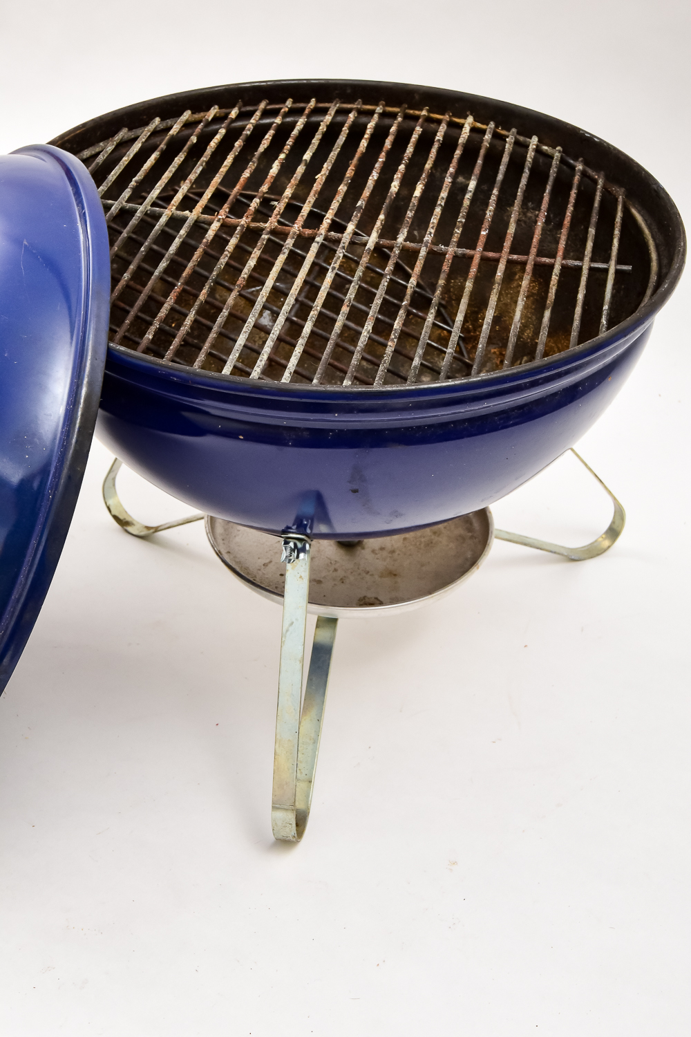 Set Of Outdoor Grills and Fire Starting Logs