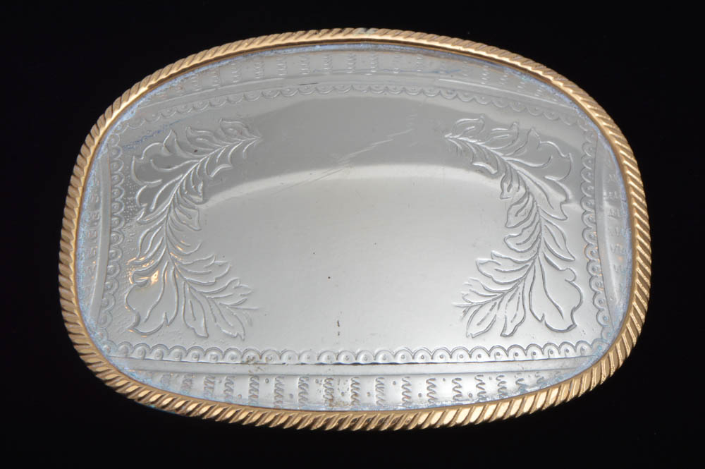 Embossed Two-Tone Metal Belt Buckle