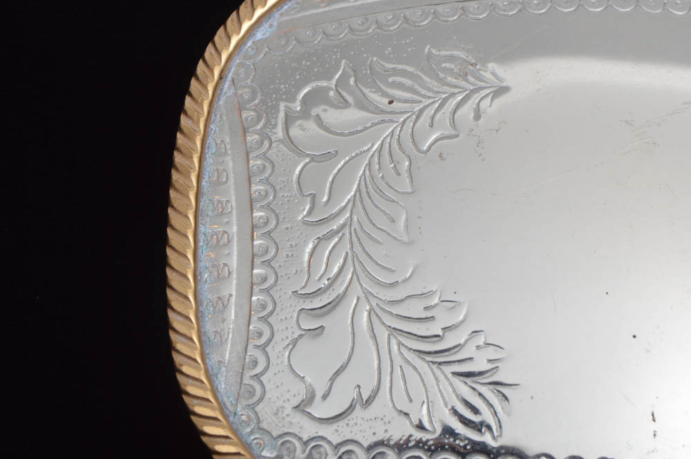 Embossed Two-Tone Metal Belt Buckle