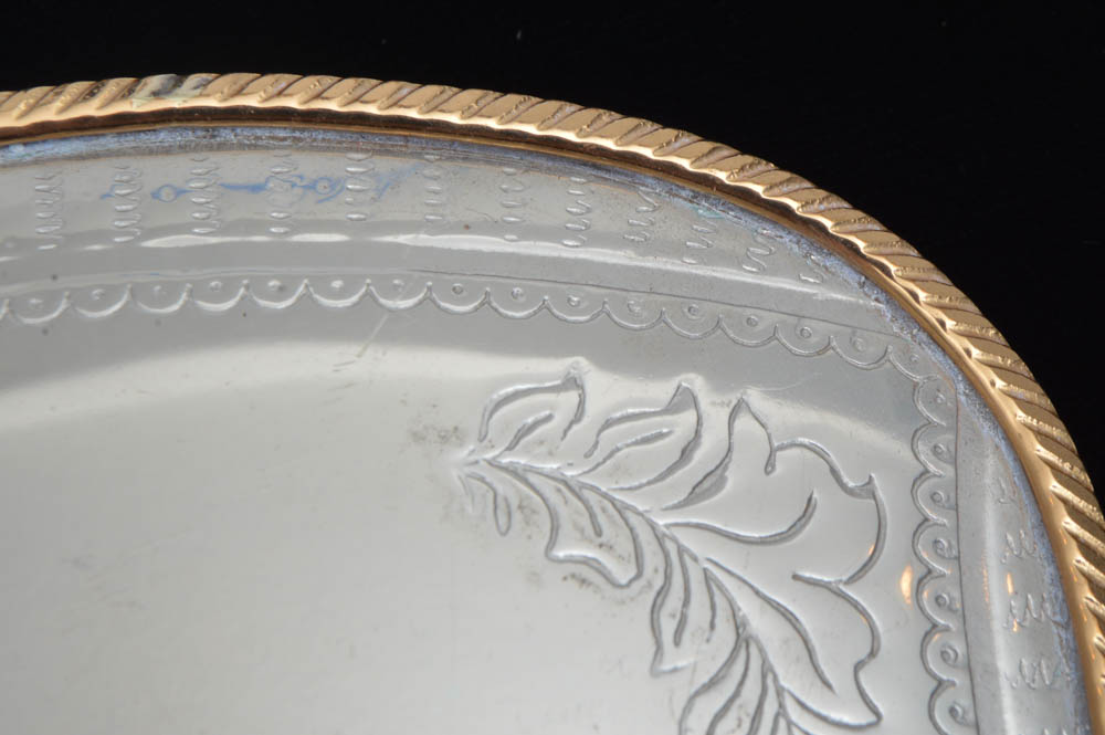 Embossed Two-Tone Metal Belt Buckle