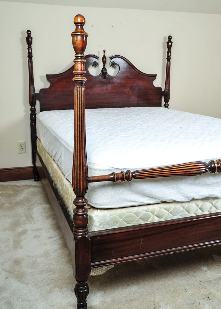 Queen Anne Four Poster Double Bed