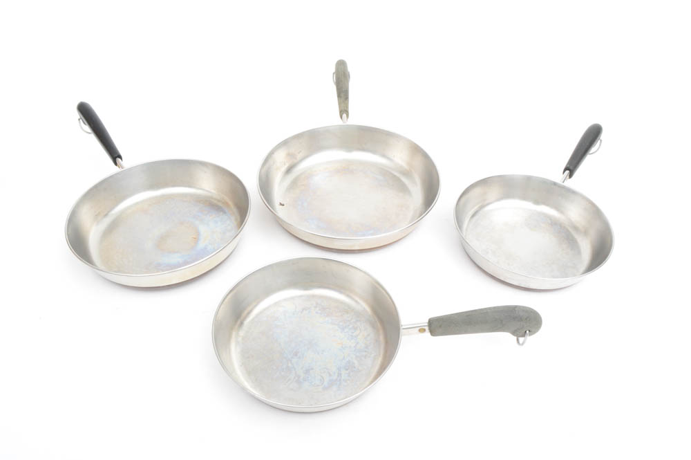 Large Collection of Kitchenware