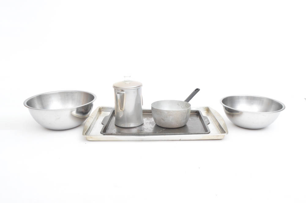 Large Collection of Kitchenware