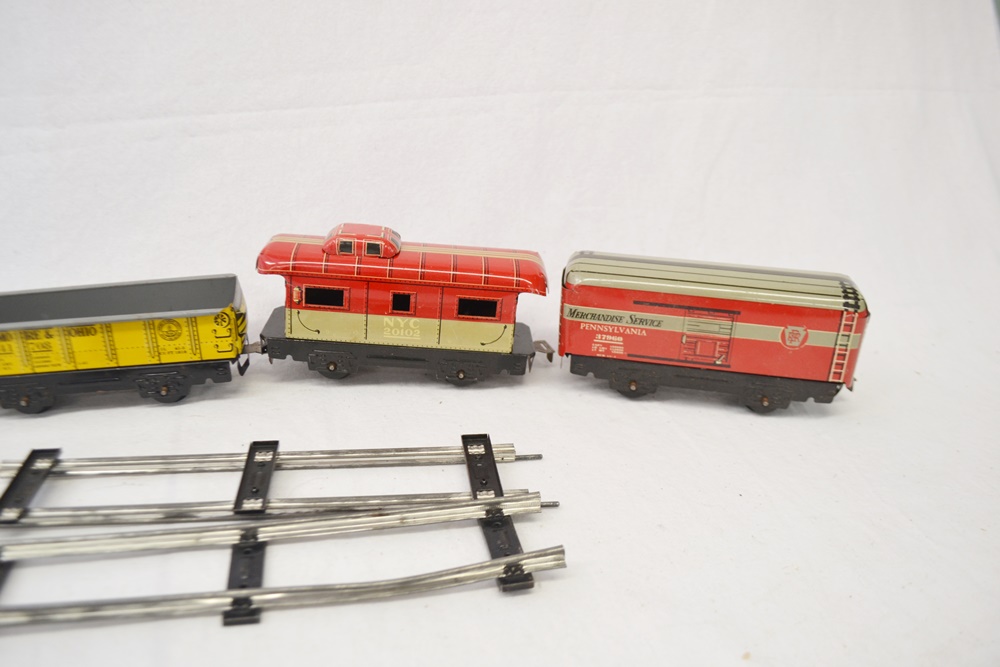 Vintage Marx Wind Up Train Set With Key