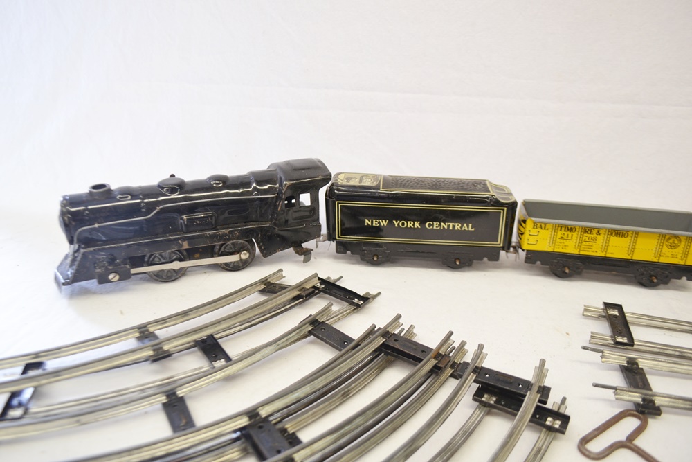 Vintage Marx Wind Up Train Set With Key