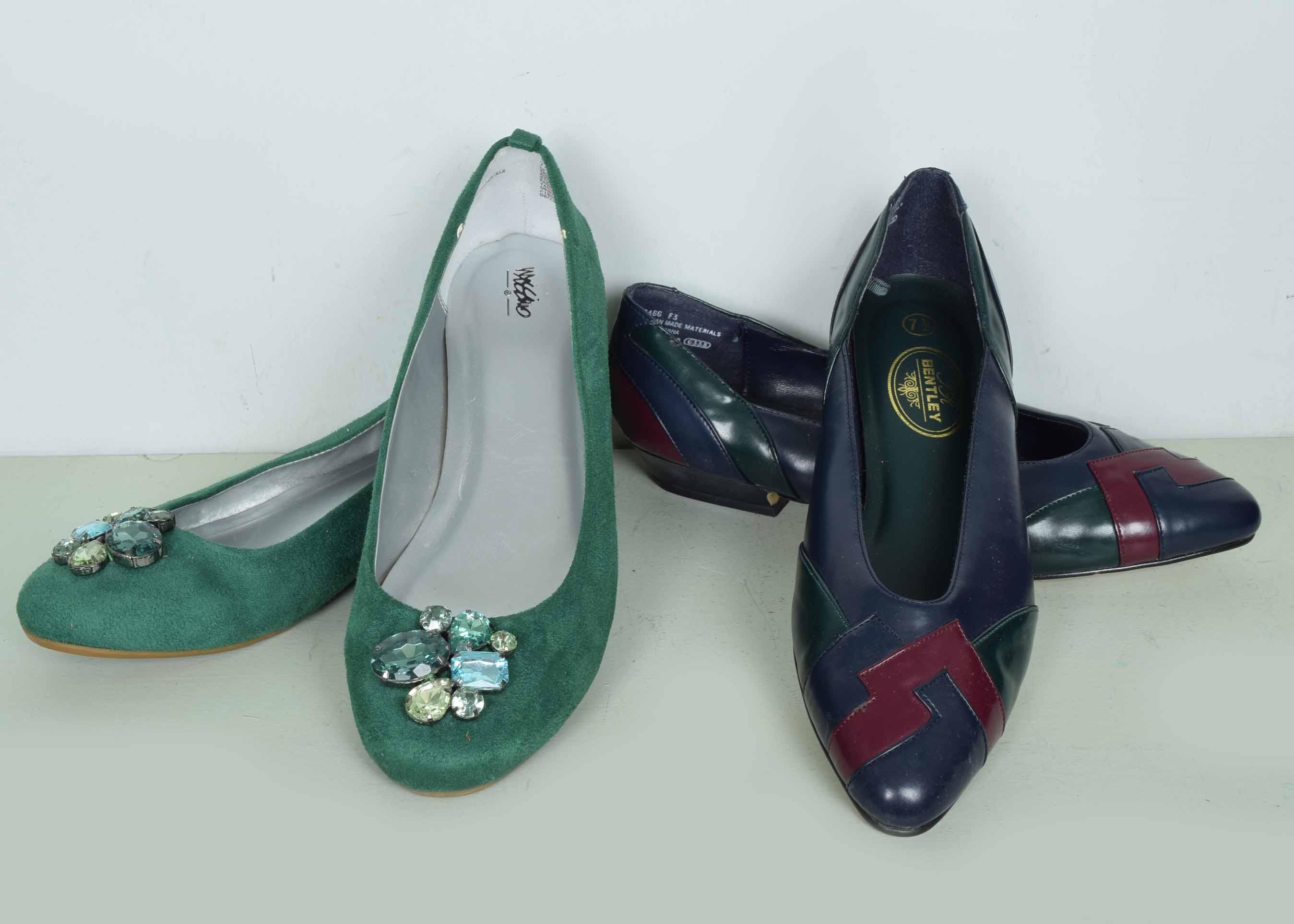 Women's Flats, Sandals and Shoe Clip Collection