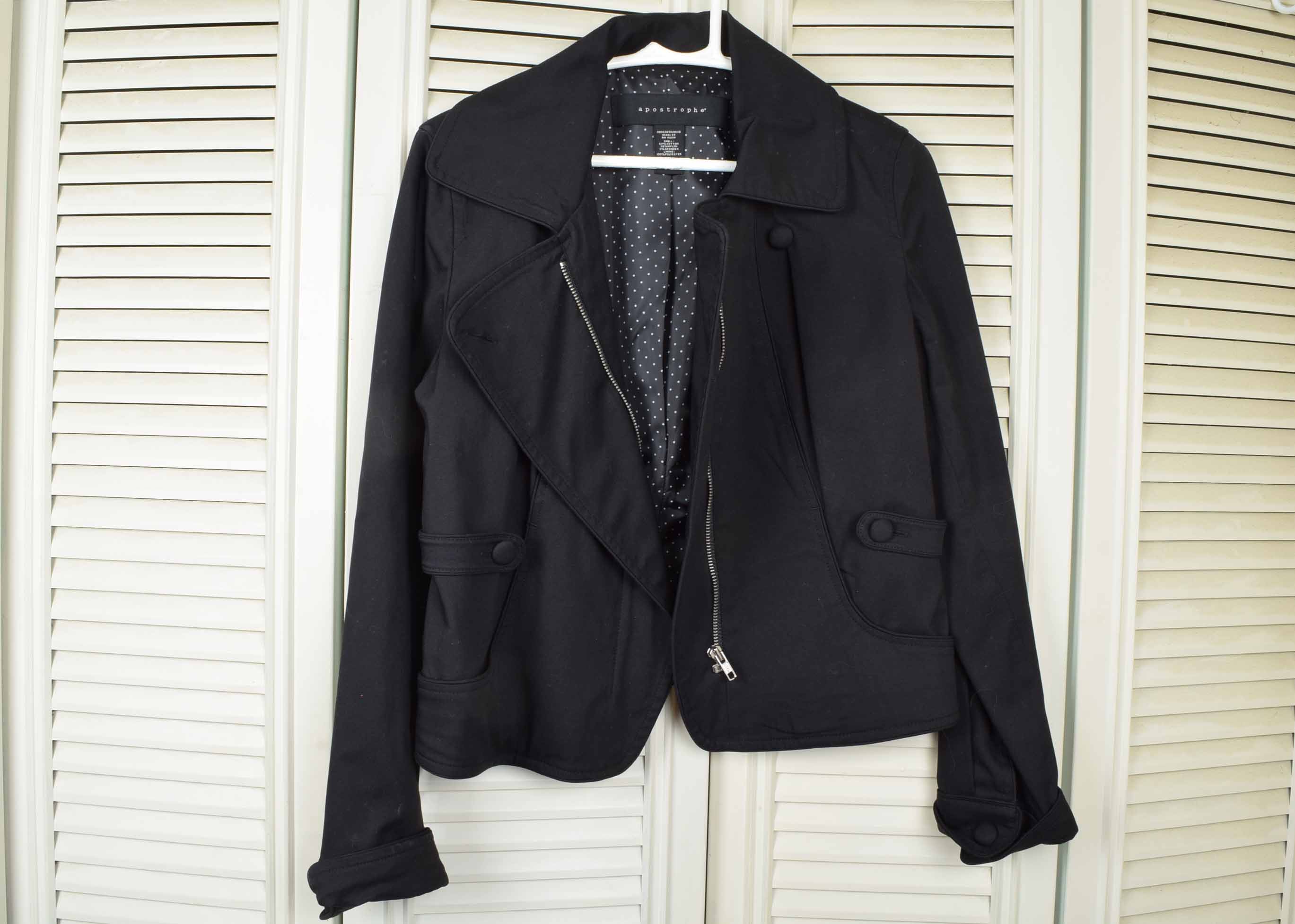 Women's Trendy Black and White Raincoats