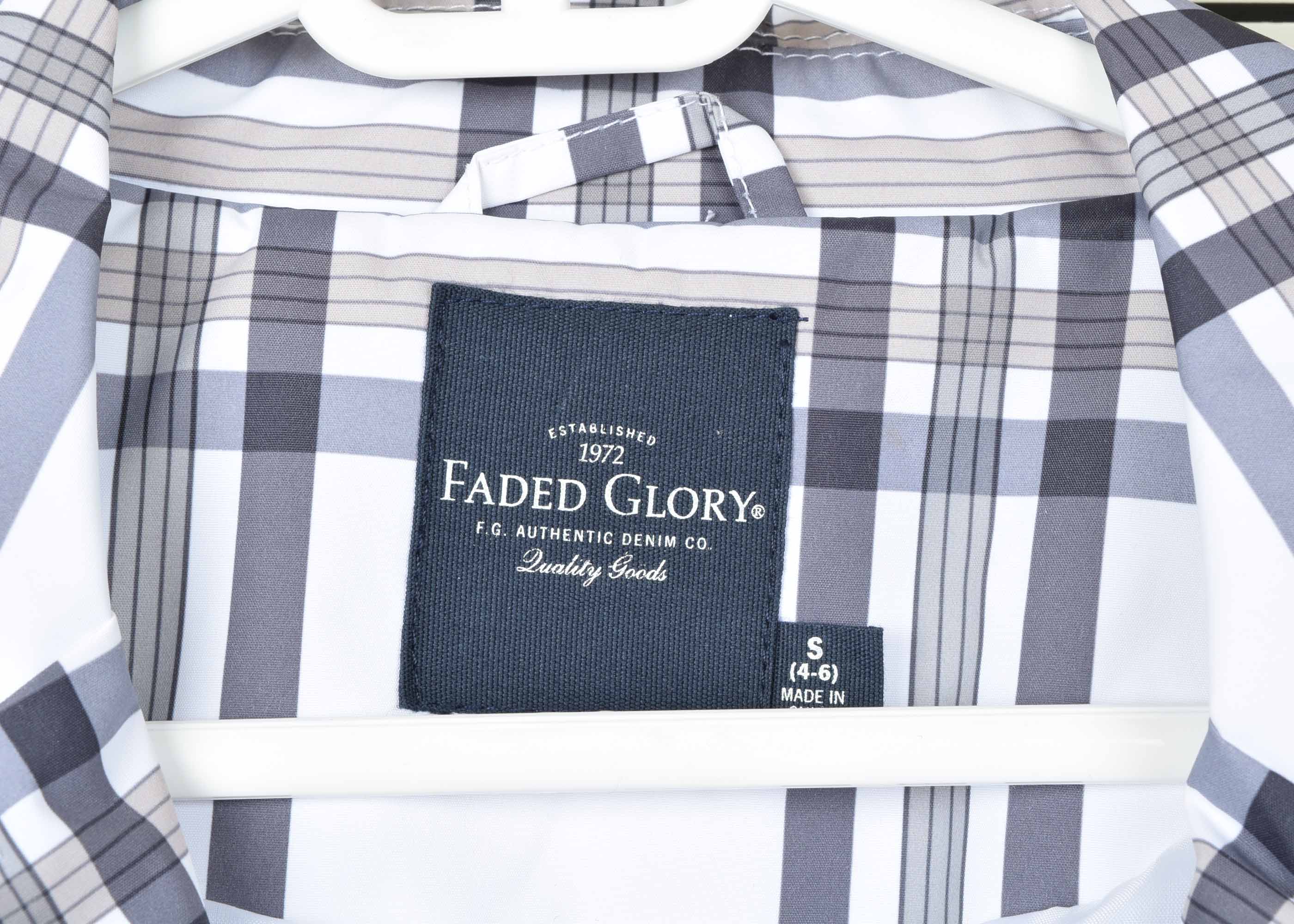 Women's Trendy Black and White Raincoats